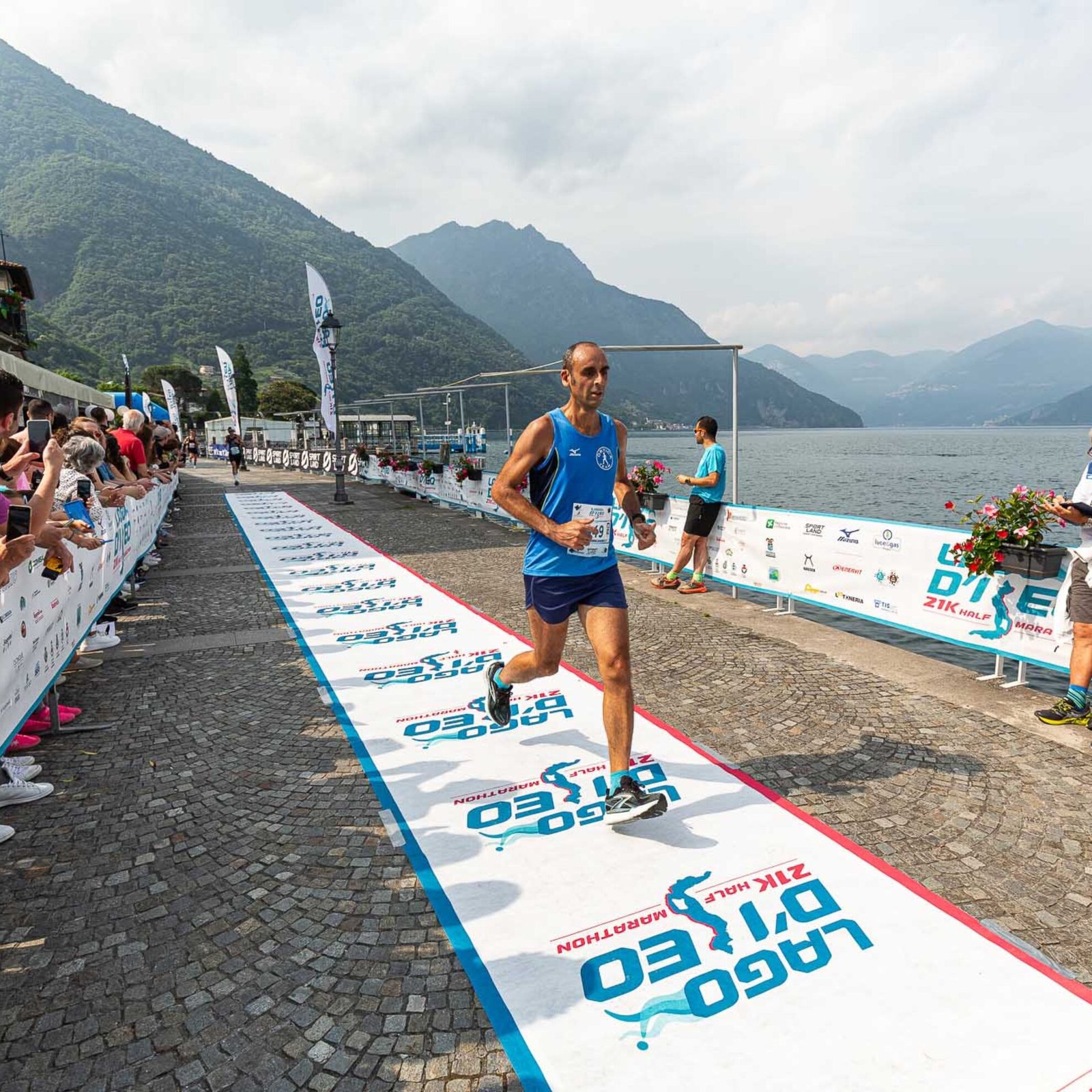 arrivi-lago-iseo-half-marathon-2025