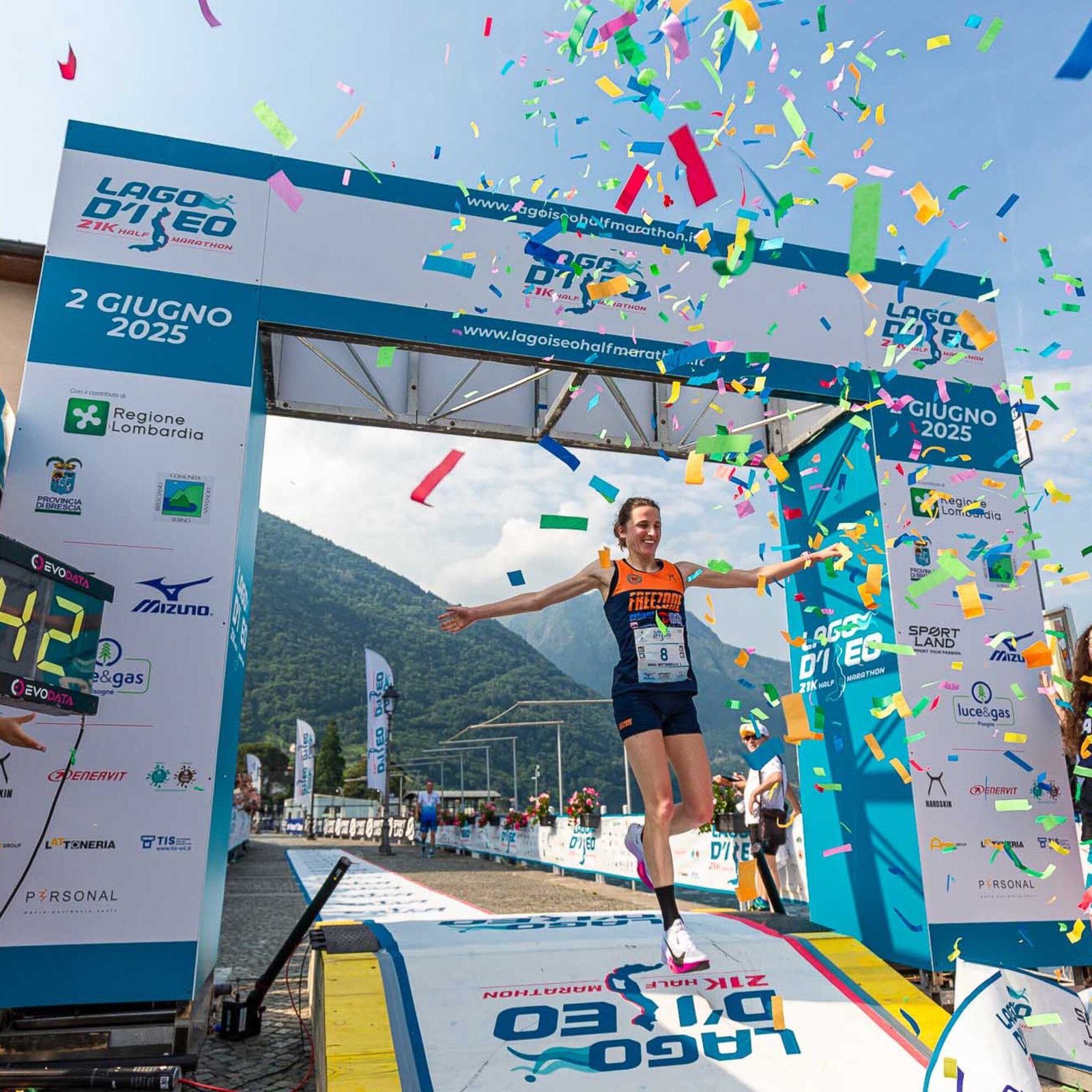 arrivi-lago-iseo-half-marathon-2025