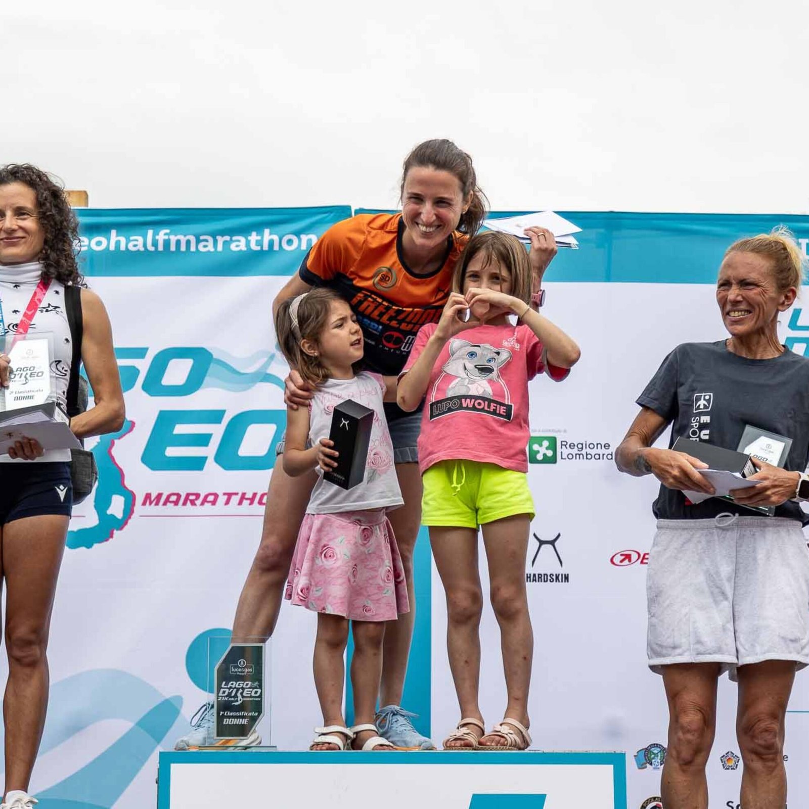 premiazioni-lago-iseo-half-marathon-2025