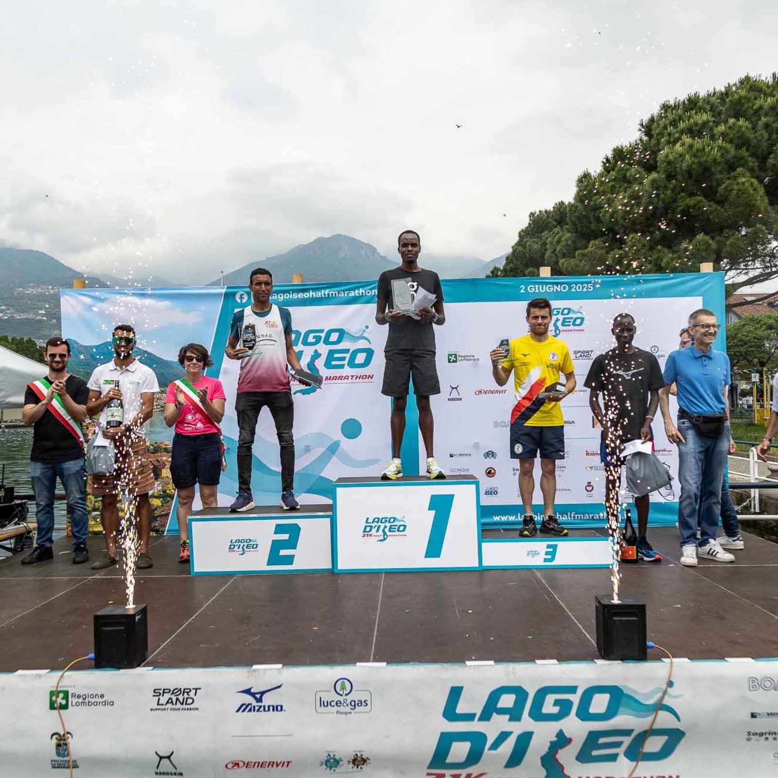 premiazioni-lago-iseo-half-marathon-2025