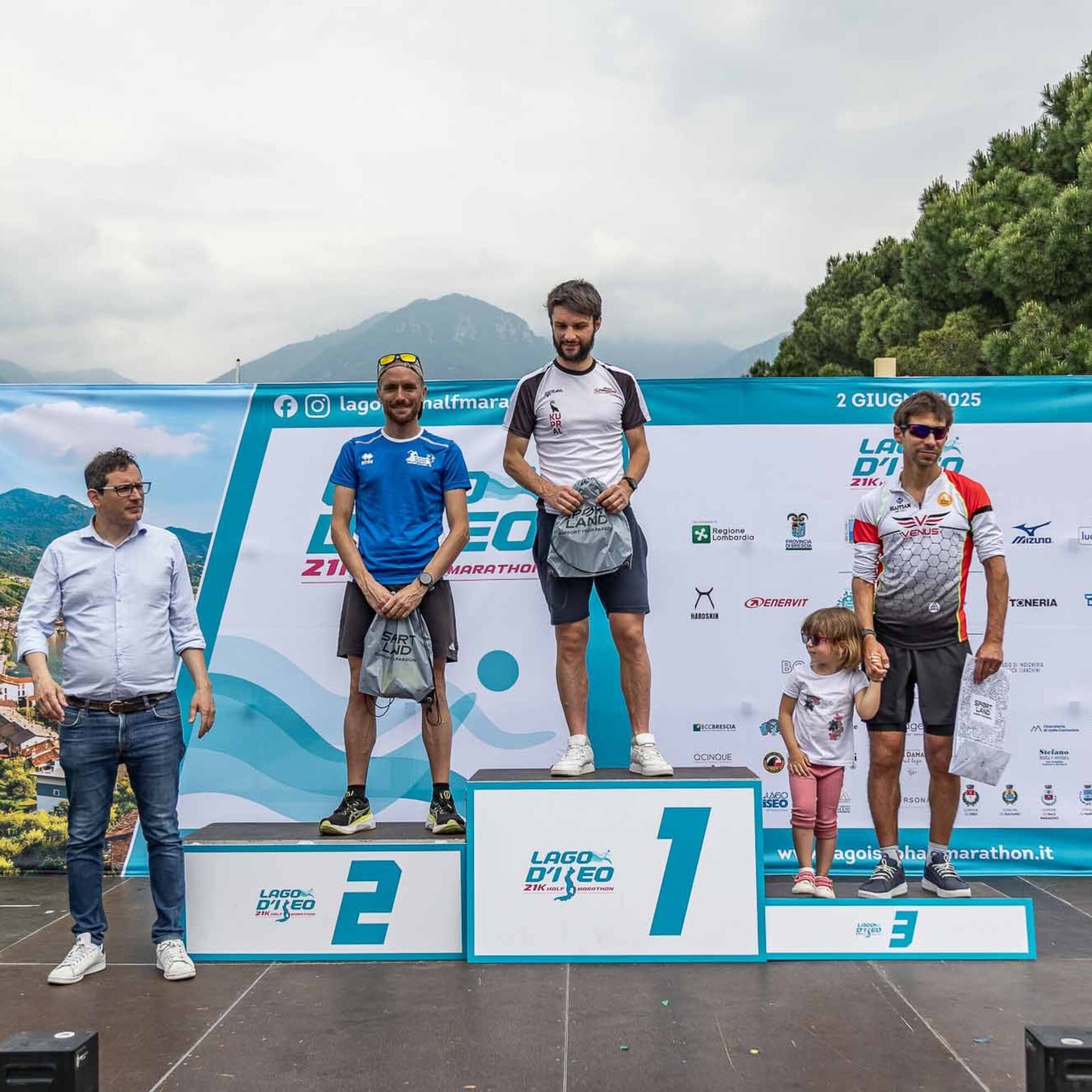 premiazioni-lago-iseo-half-marathon-202550