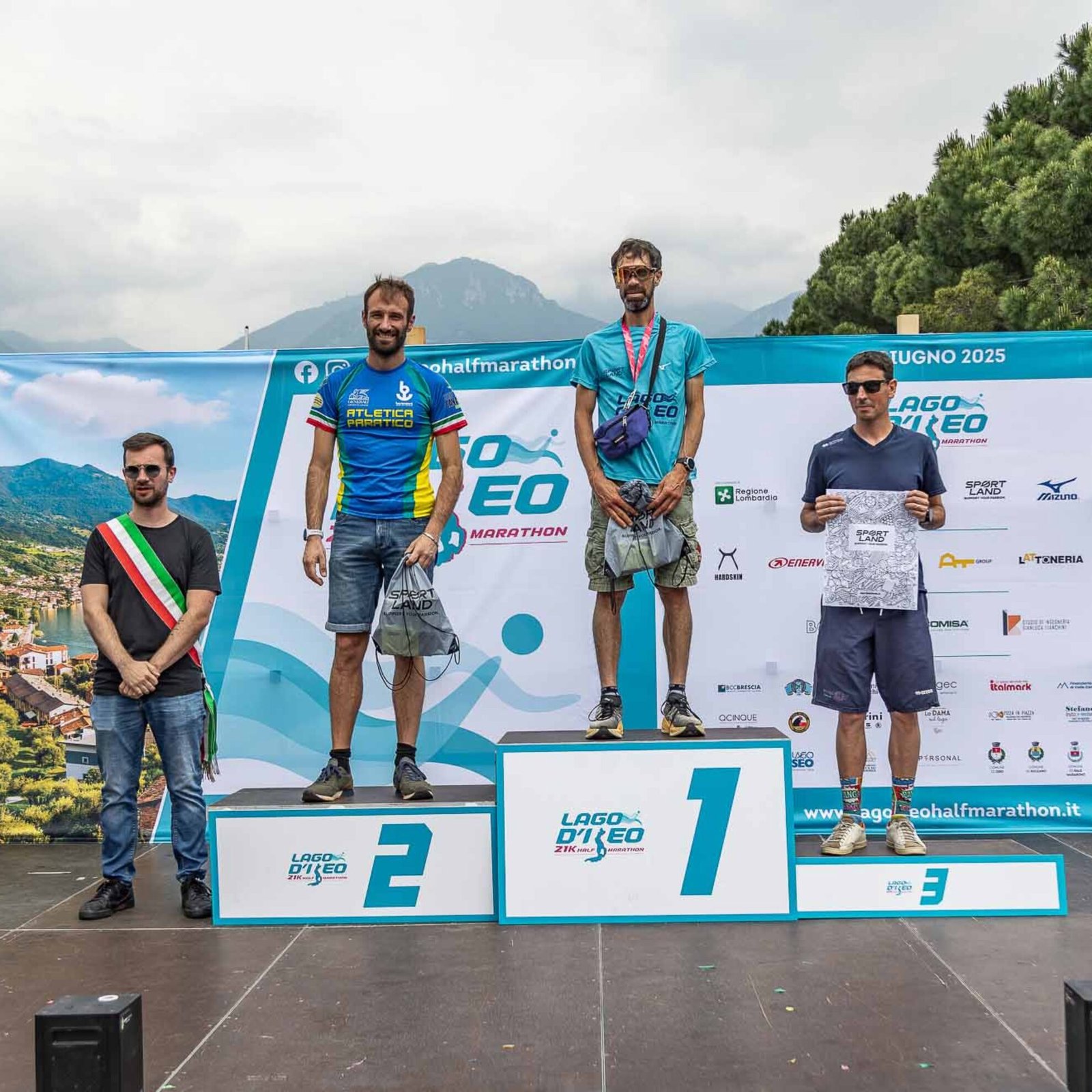 premiazioni-lago-iseo-half-marathon-202552